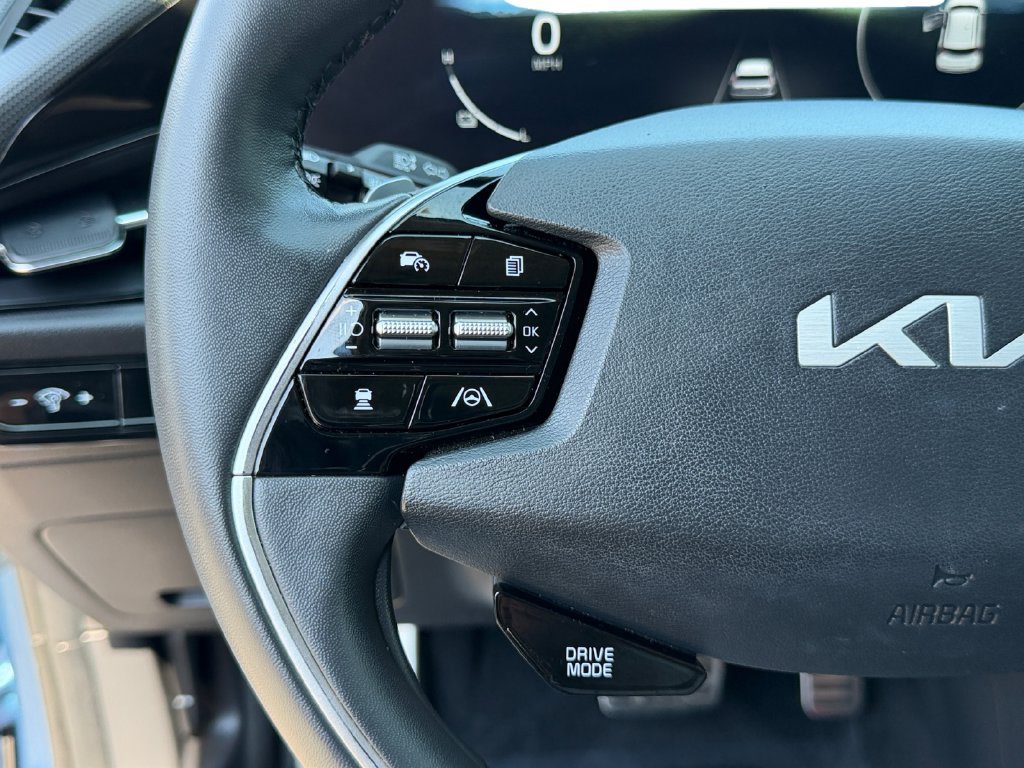Certified 2023 Kia Niro Wave w/ Wave Preserve Package FWD image 20