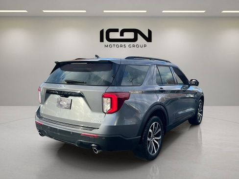 Used 2023 Ford Explorer ST-Line image 6