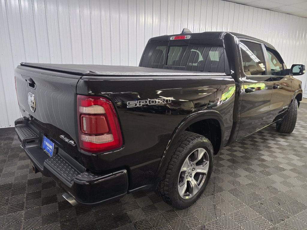 Used 2022 RAM 1500 Laramie w/ Sport Appearance Package AWD/4WD image 10