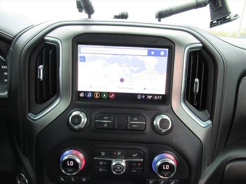 Used 2022 GMC Sierra 2500 Denali w/ Denali Ultimate Package image 15