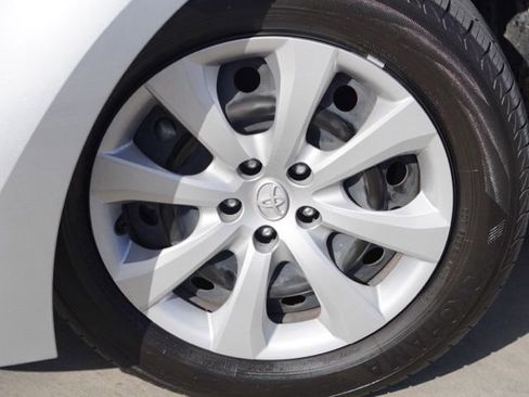 Certified 2024 Toyota Corolla LE FWD image 11