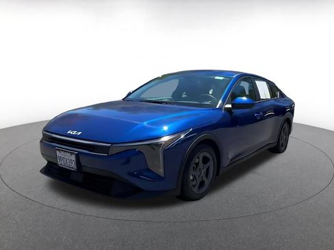 Used 2025 Kia K4 FWD image 7