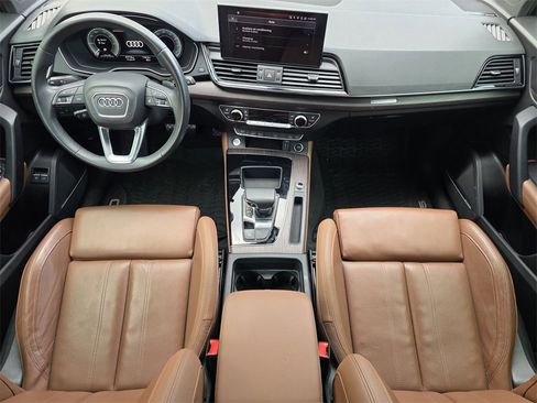 Used 2021 Audi Q5 e Premium Plus w/ Premium Plus Package image 19