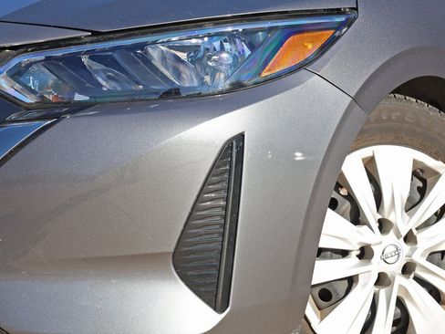 Used 2024 Nissan Sentra S image 10