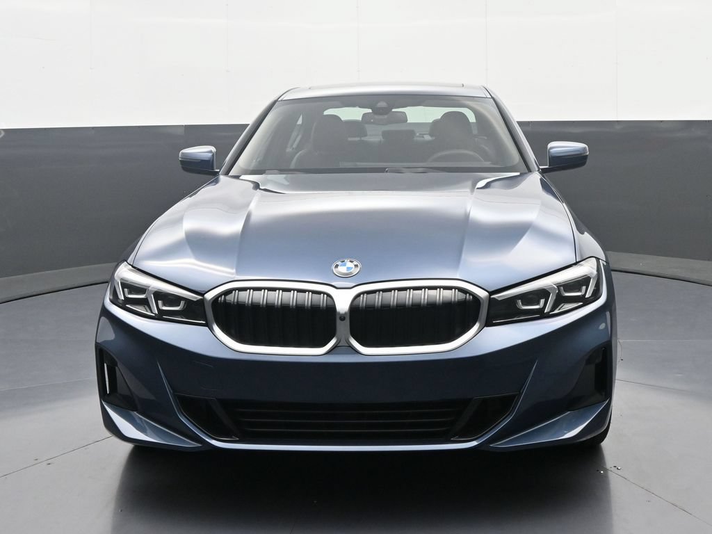 Used 2026 BMW 330i xDrive Sedan AWD/4WD image 2