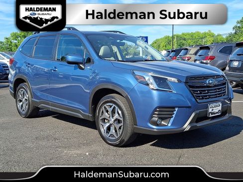 Certified 2024 Subaru Forester Premium AWD/4WD image 1