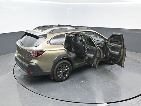 Used 2025 Subaru Outback Onyx Edition AWD/4WD image 25