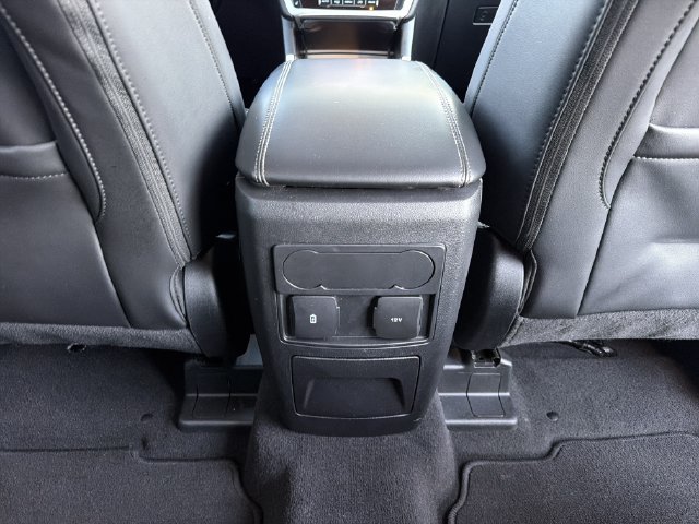Used 2023 Ford Explorer XLT w/ Equipment Group 202A RWD image 22