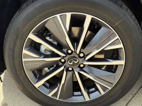 New 2026 INFINITI QX60 Luxe w/ Cargo Package image 9