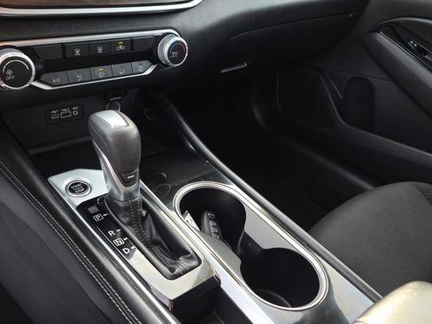 Used 2023 Nissan Altima 2.5 SV image 25