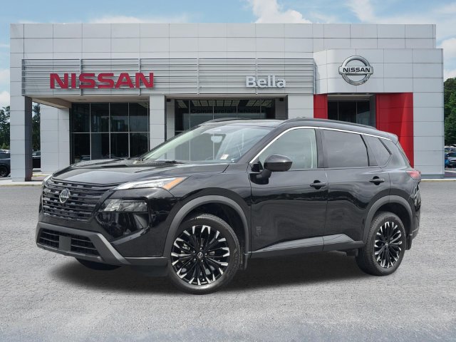 Used 2026 Nissan Rogue Dark Armor FWD image 1