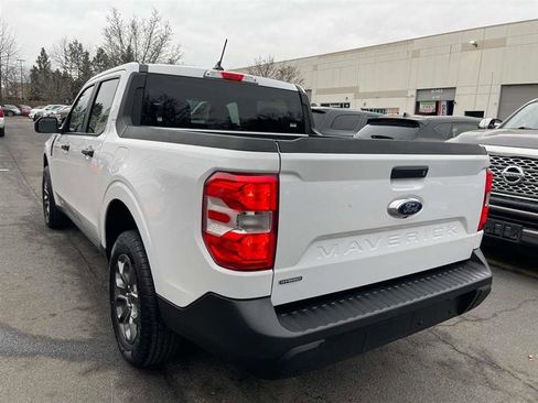 Used 2022 Ford Maverick XLT image 14