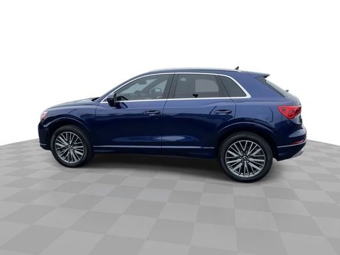 Used 2021 Audi Q3 2.0T Premium w/ 19" Wheel Package AWD/4WD image 5