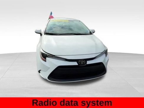 Used 2026 Toyota Corolla LE FWD image 12