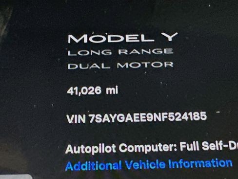 Used 2022 Tesla Model Y Long Range AWD/4WD image 18