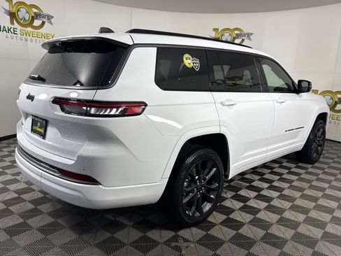 New 2026 Jeep Grand Cherokee L Limited AWD/4WD image 10