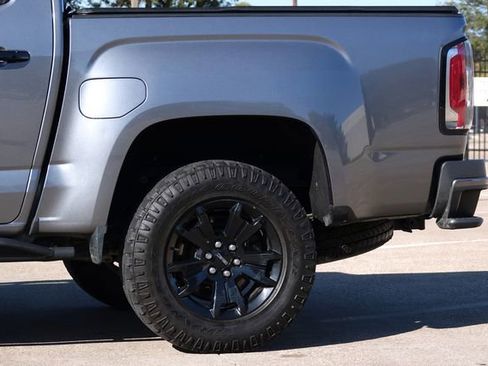 Used 2022 GMC Canyon AT4 image 13