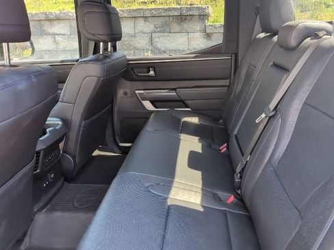 Used 2025 Toyota Tundra Platinum w/ TRD Off-Road Package AWD/4WD image 22