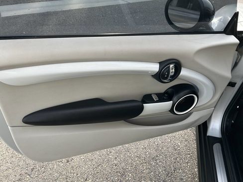 Used 2014 MINI Cooper 2-Door Hardtop w/ Premium Package image 35