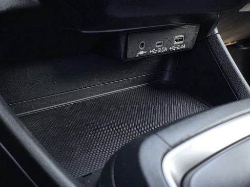 Used 2025 Subaru Impreza 2.0i Sport image 29