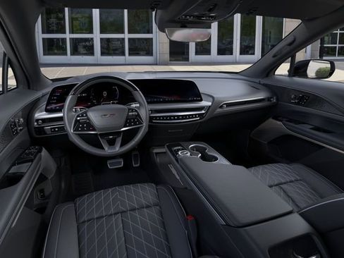 New 2026 Cadillac Lyriq V w/ LPO, Floor Liner Package AWD/4WD image 15
