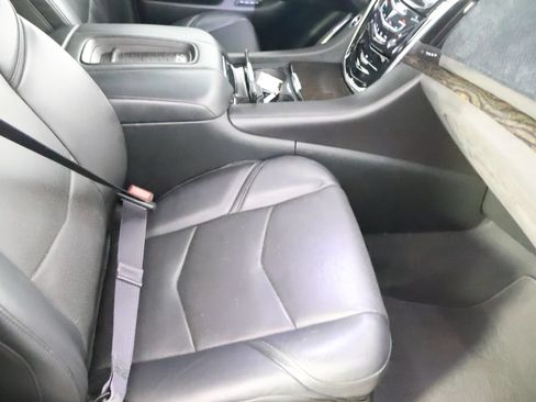 Used 2016 Cadillac Escalade Platinum AWD/4WD image 53