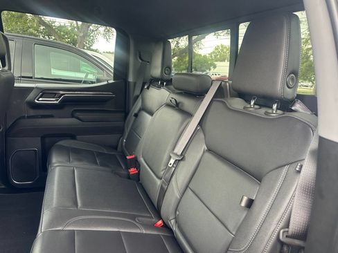 Used 2023 Chevrolet Silverado 1500 LTZ w/ Technology Package RWD image 9