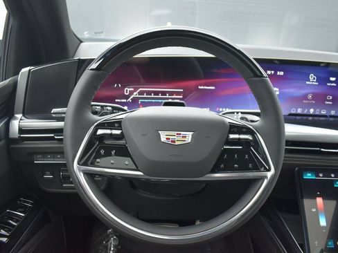 New 2026 Cadillac Escalade Sport w/ LPO, ONYX Package AWD/4WD image 12