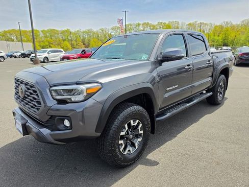 Used 2023 Toyota Tacoma TRD Off-Road AWD/4WD image 3