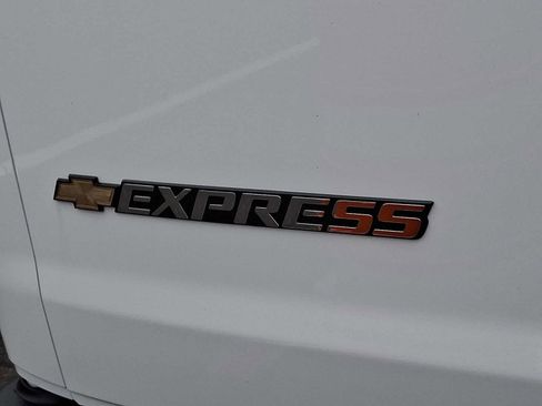 New 2025 Chevrolet Express 2500 Extended w/ Driver Convenience Package image 5