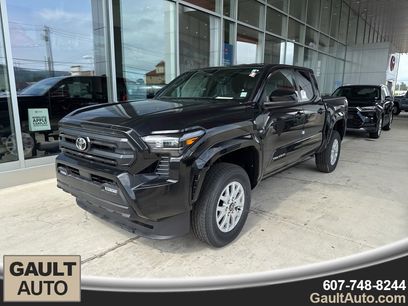 New 2025 Toyota Tacoma SR5