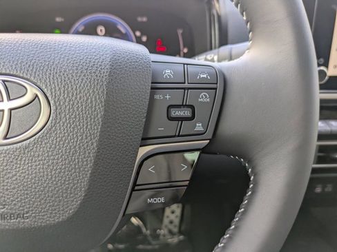New 2026 Toyota Camry SE FWD image 25