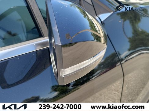 New 2026 Kia Sportage EX FWD image 8