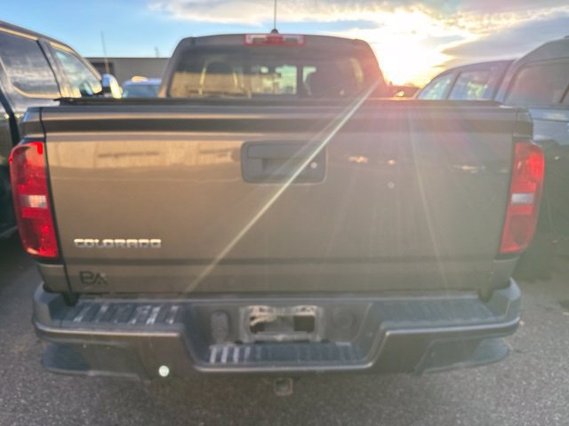 Used 2016 Chevrolet Colorado Z71 AWD/4WD image 3