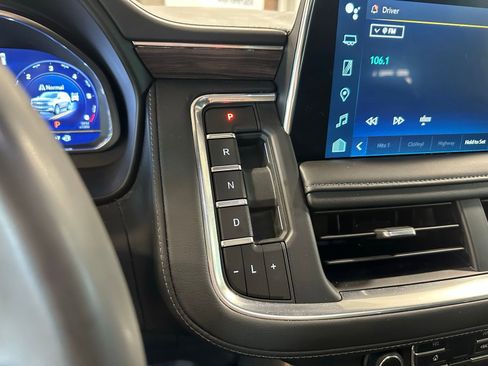 Used 2023 Chevrolet Tahoe Z71 w/ Luxury Package image 24