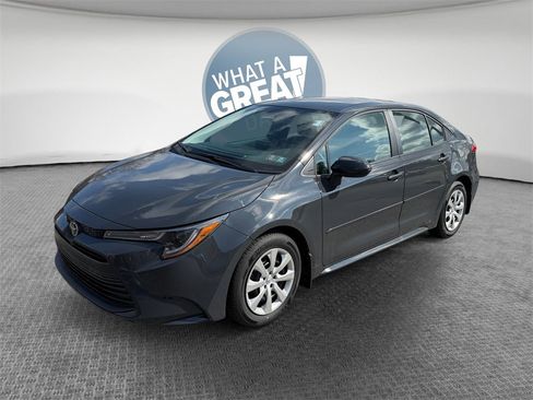 Certified 2026 Toyota Corolla LE image 8