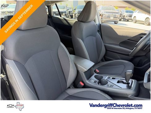 Used 2025 Subaru Crosstrek 2.5i Premium AWD/4WD image 25