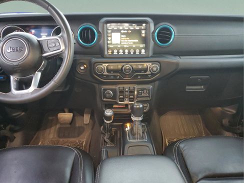 Used 2023 Jeep Wrangler Sahara image 12