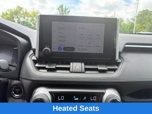 Used 2024 Toyota RAV4 XLE w/ Convenience Package AWD/4WD image 16