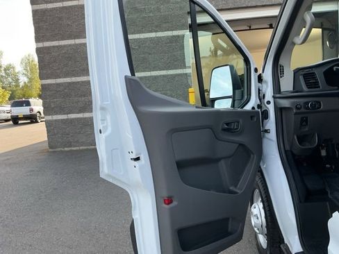 New 2026 Ford Transit 250 Low Roof AWD image 15