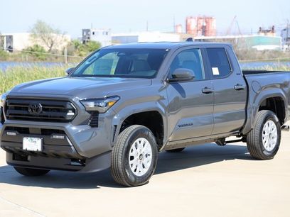 New 2026 Toyota Tacoma SR5