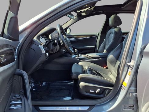 Used 2019 BMW 540i xDrive w/ Convenience Package image 22