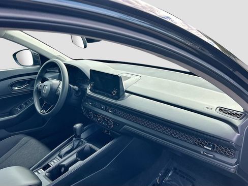 Used 2023 Honda Accord EX image 28