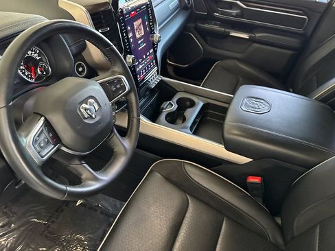 Used 2022 RAM 1500 Laramie AWD/4WD image 12