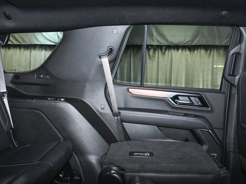 Used 2025 GMC Yukon Denali image 58