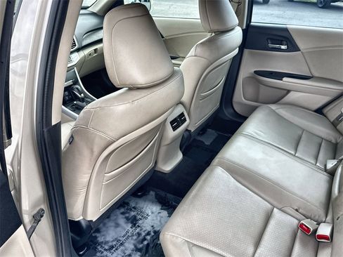 Used 2013 Honda Accord EX-L image 32