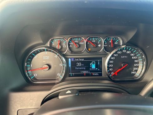 Used 2017 Chevrolet Tahoe LT image 23