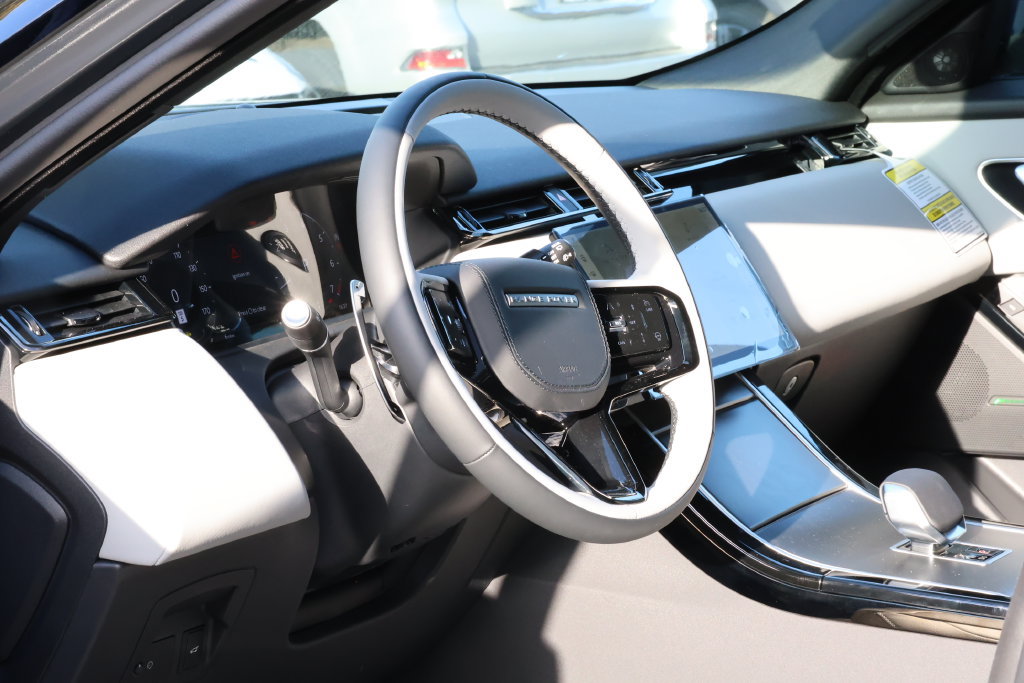 New 2026 Land Rover Range Rover Velar S AWD/4WD image 8