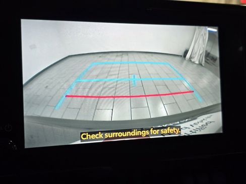 Certified 2025 Toyota Corolla Cross LE image 6