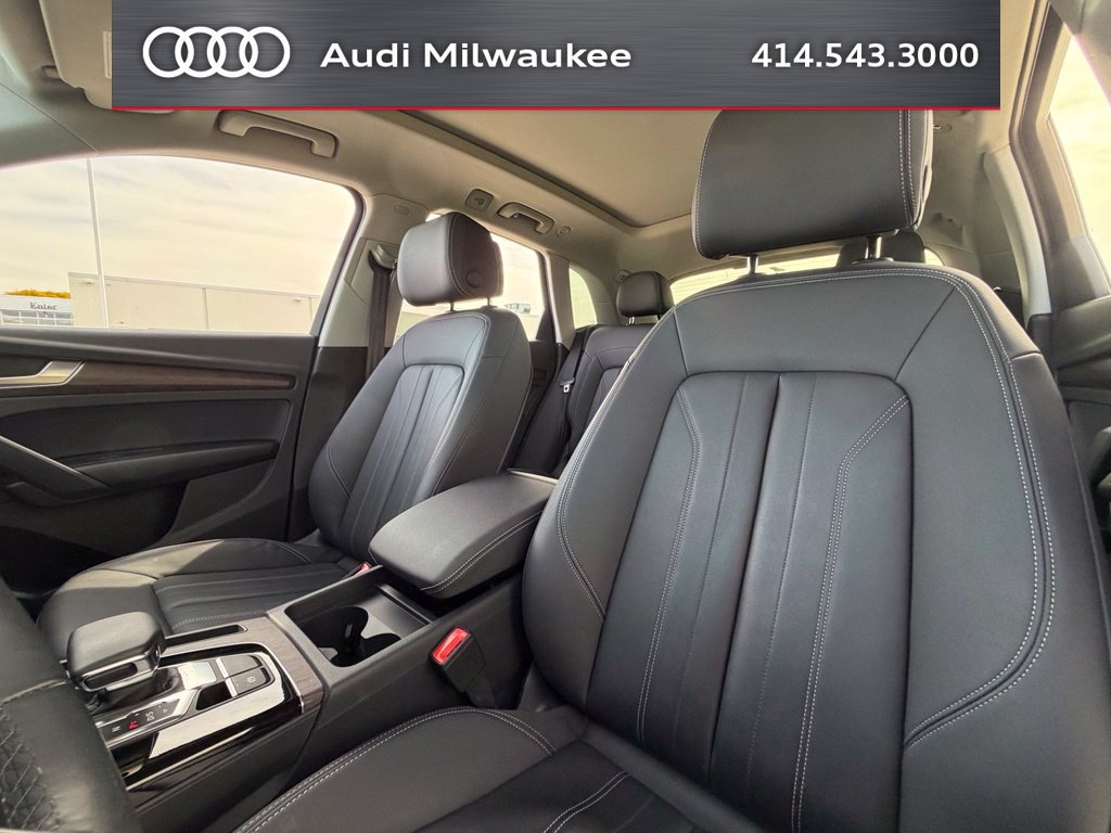 Used 2024 Audi Q5 2.0T Premium w/ Convenience Package AWD/4WD image 5